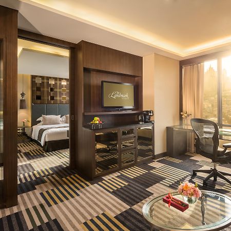 The Landmark Бангкок Экстерьер фото Suite at Le Méridien, New Delhi