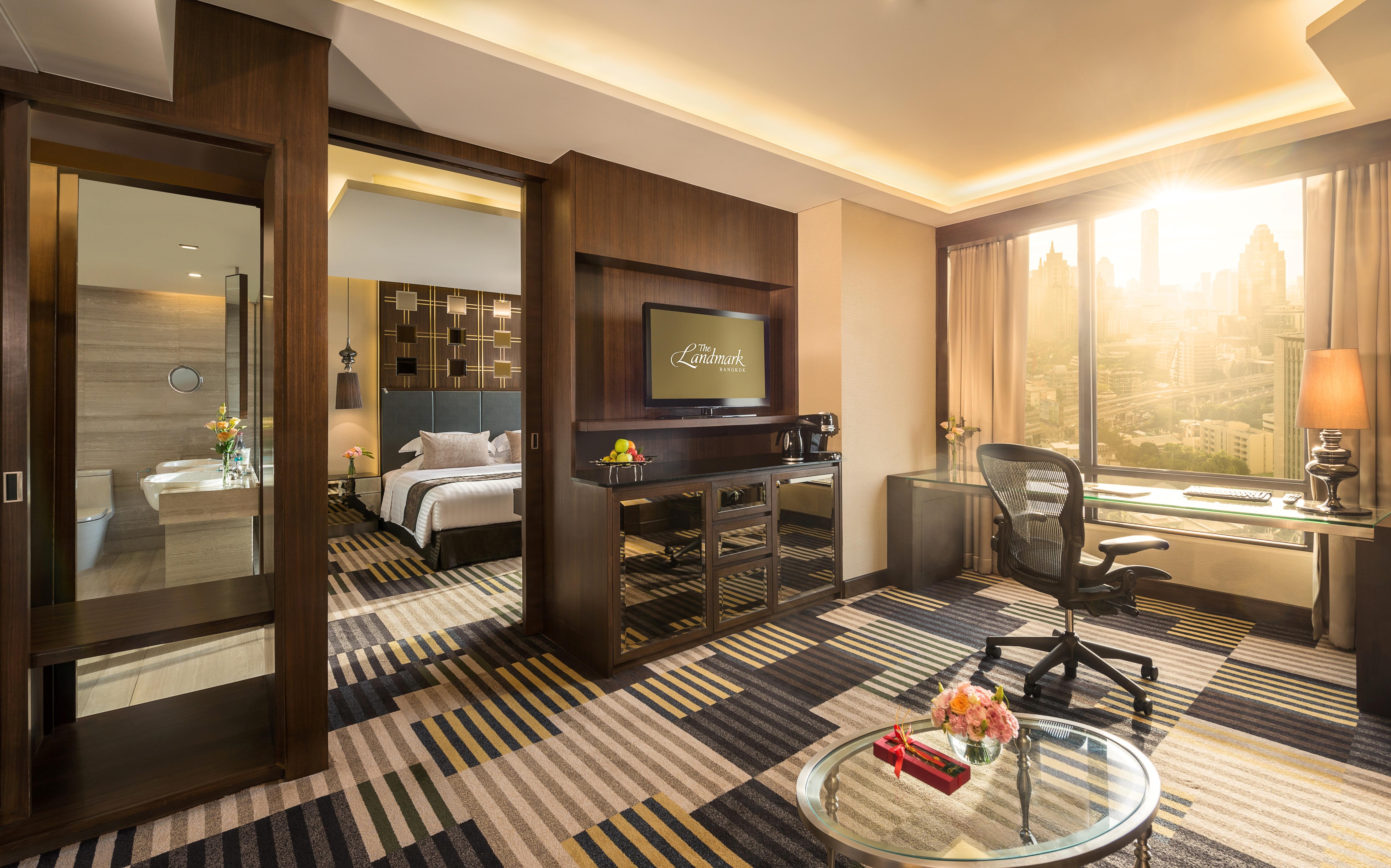 The Landmark Бангкок Экстерьер фото Suite at Le Méridien, New Delhi