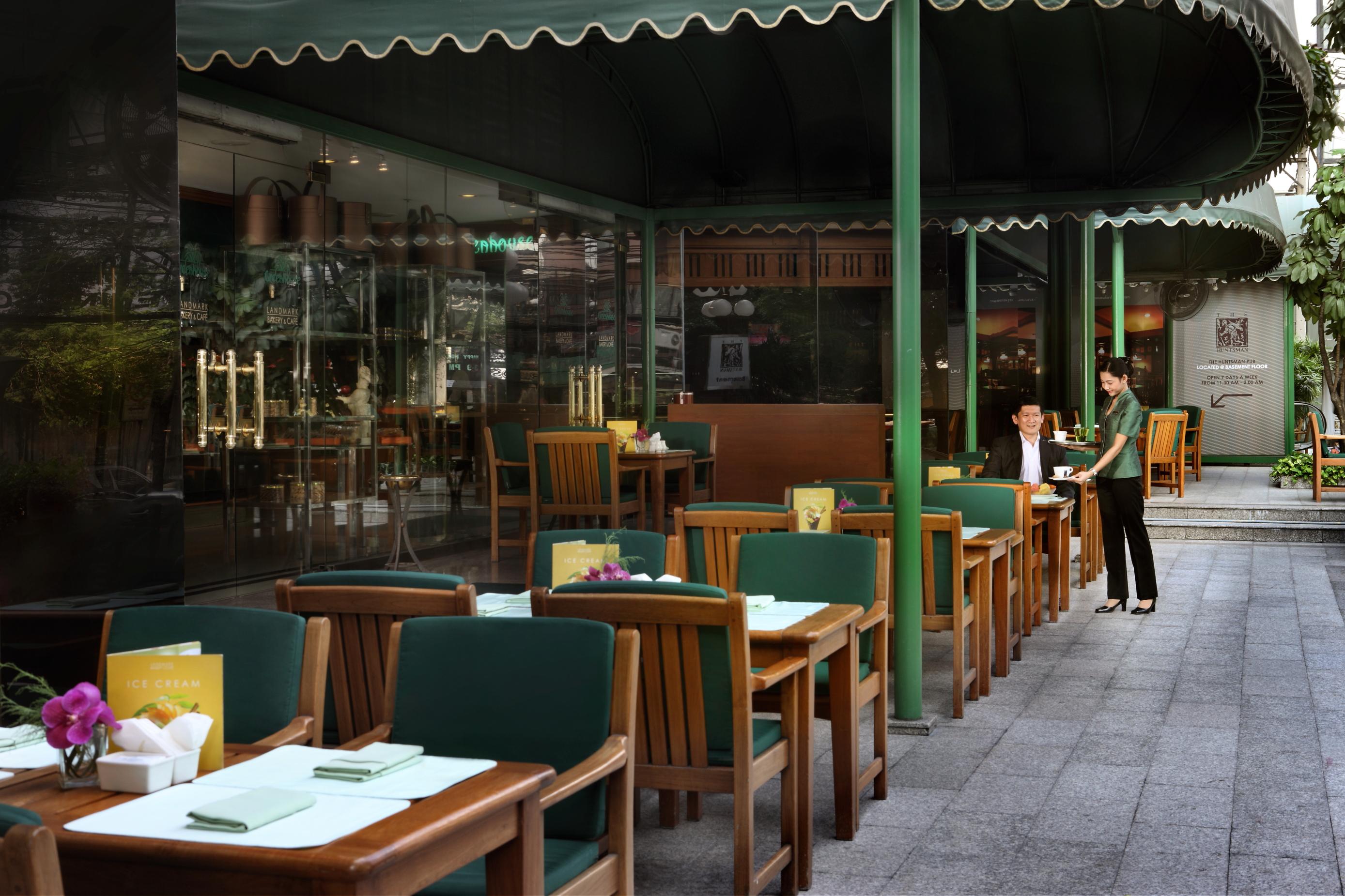 The Landmark Бангкок Экстерьер фото The Terrace