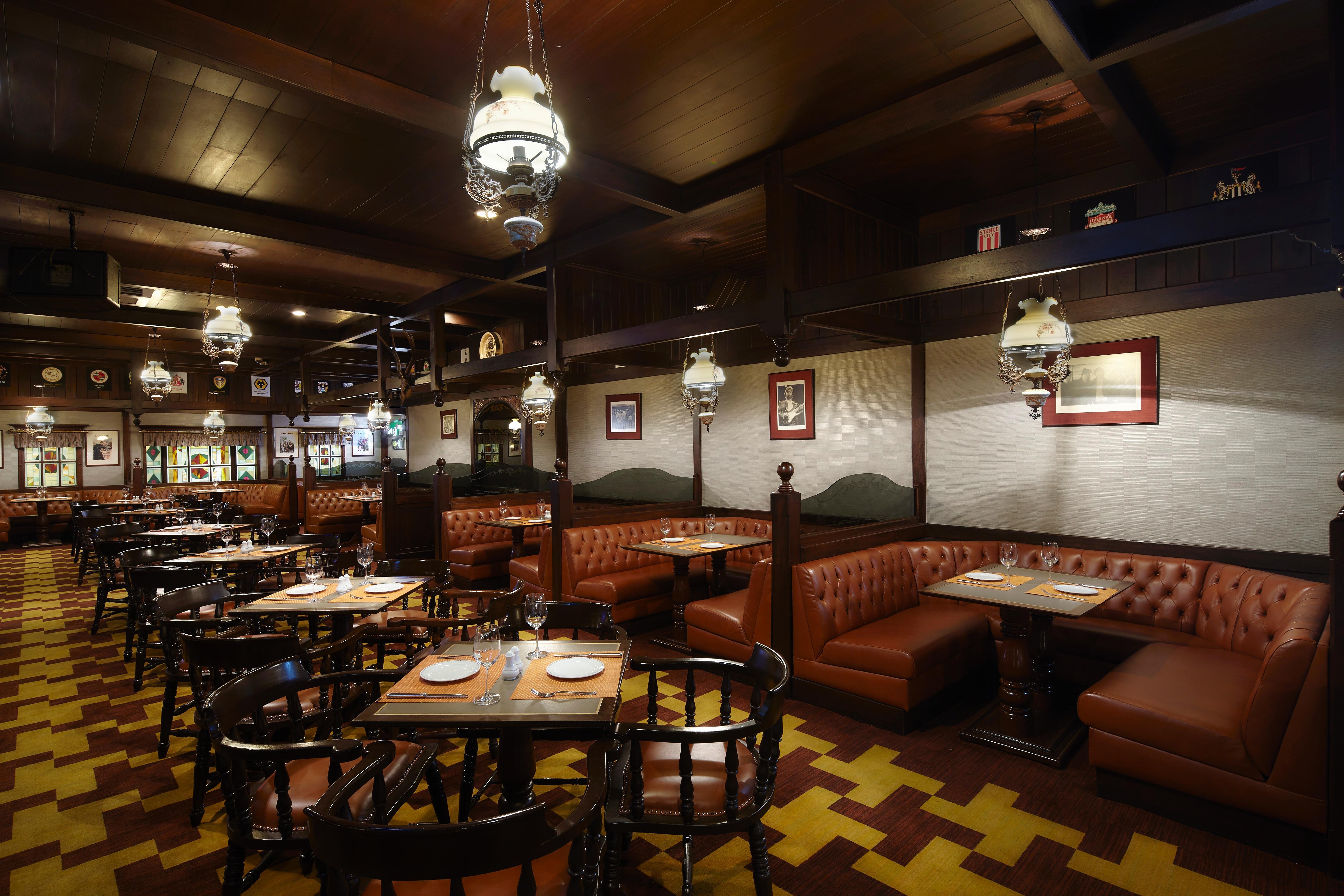 The Landmark Бангкок Экстерьер фото Interior of the restaurant