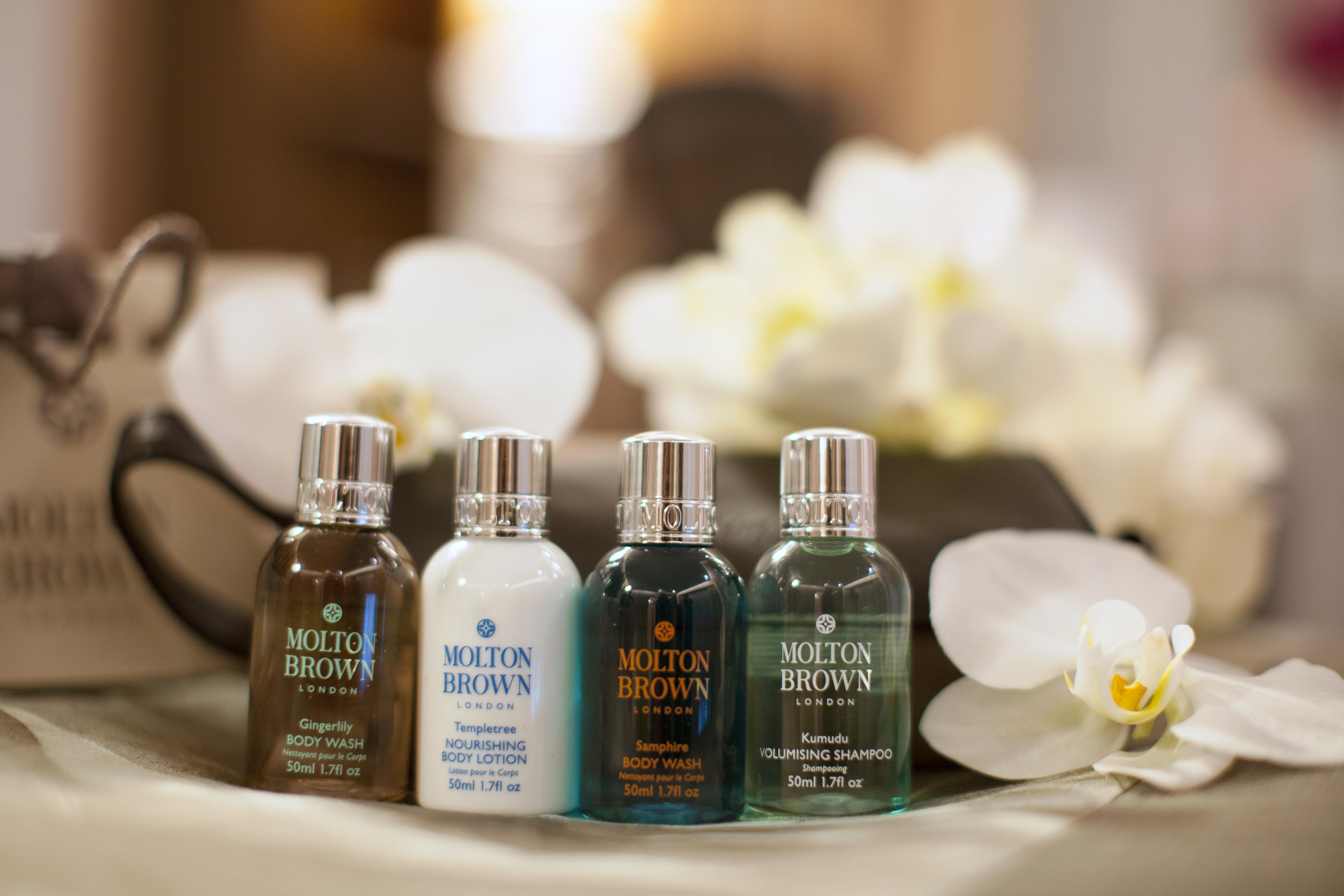 The Landmark Бангкок Экстерьер фото Molton Brown products
