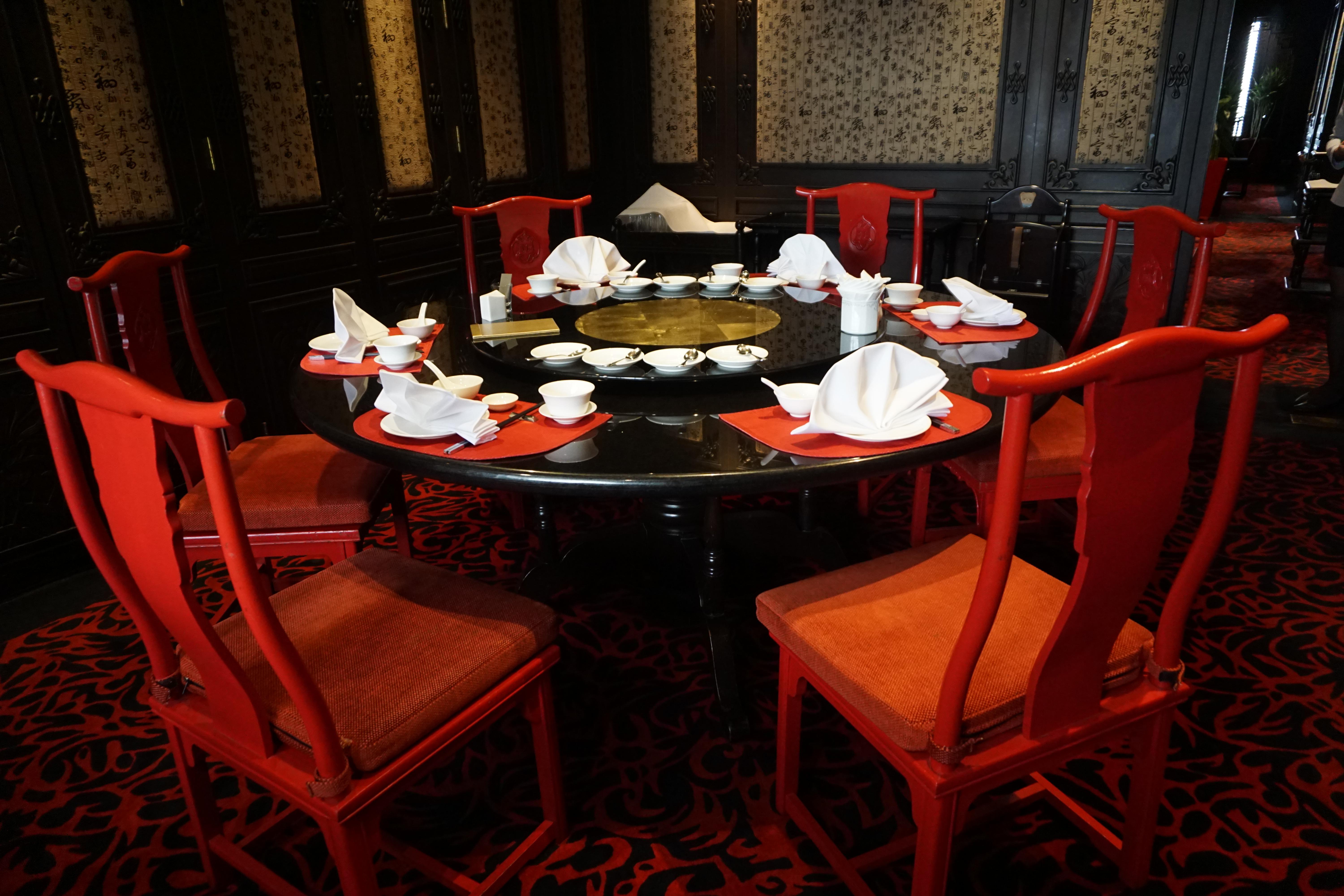 The Landmark Бангкок Экстерьер фото A table set for dim sum