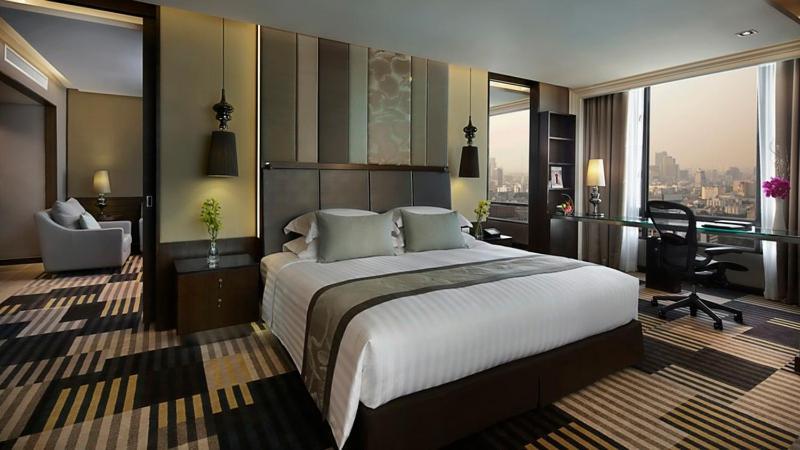 The Landmark Бангкок Номер фото A bedroom at the hotel