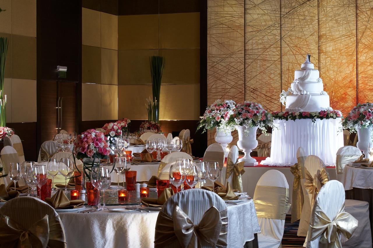 The Landmark Бангкок Экстерьер фото Wedding reception